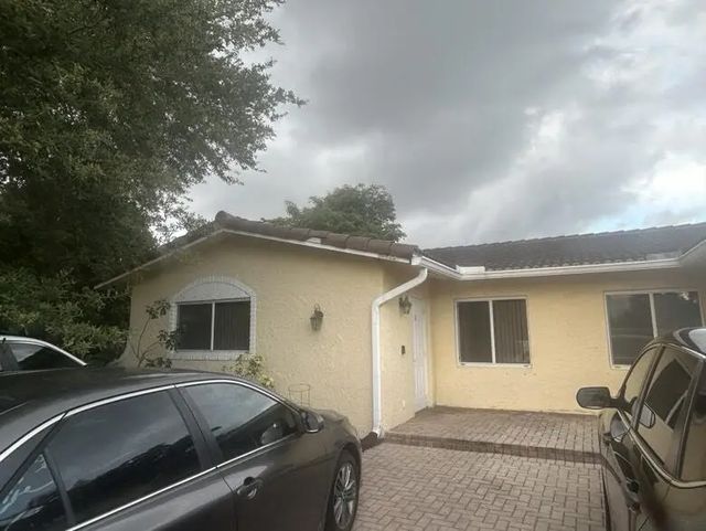 5 of 36 - 8362 Nw 23rd Manor, Coral Springs, FL