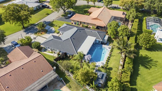 2 of 34 - 8555 Sw 1st Place, Coral Springs, FL
