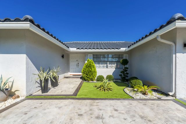 4 of 34 - 8555 Sw 1st Place, Coral Springs, FL