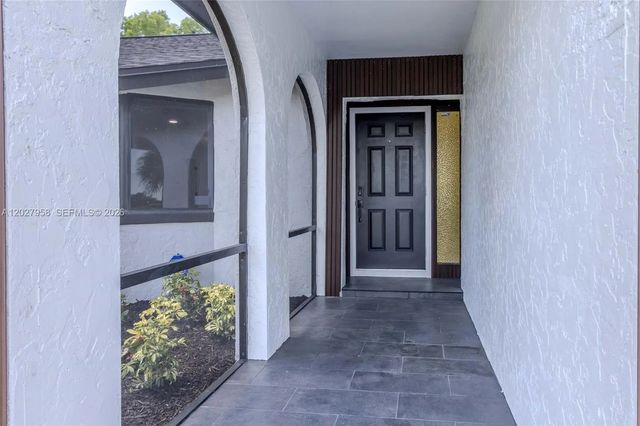 4 of 25 - 1648 Coral Point Drive, Cape Coral, FL