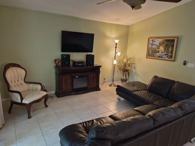 5 of 13 - 2282 Sw Savona Boulevard, Port St. Lucie, FL