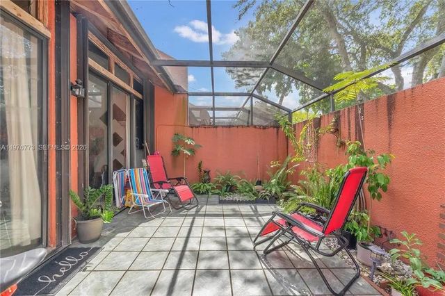 3 of 21 - 1490 Laguna Lane, Pembroke Pines, FL