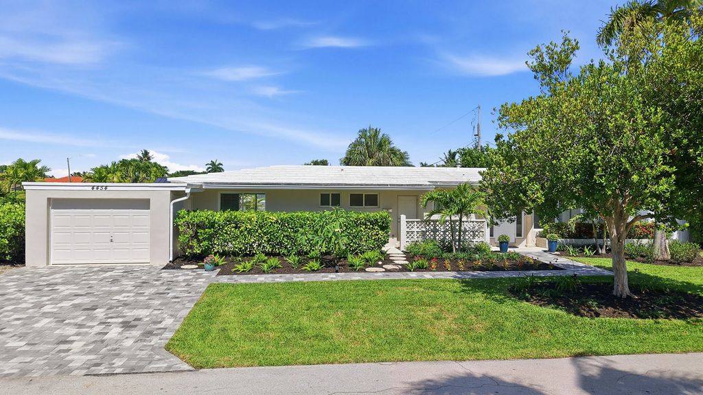 4454 W Tradewinds Avenue W, Lauderdale-By-The-Sea