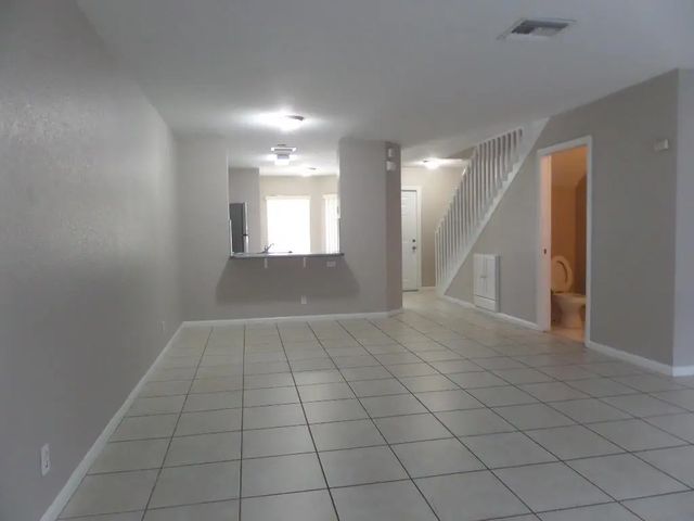 5 of 18 - 862 Summit Lake Drive, West Palm Beach, FL