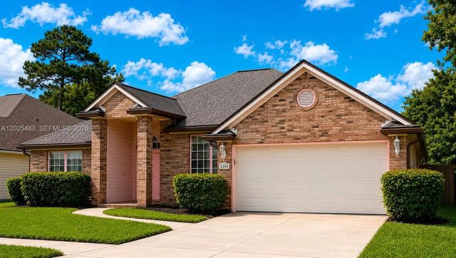 5304 Chestnuts Lake Drive, 