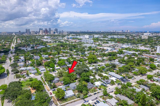 320 Sw 21st Street, Fort Lauderdale