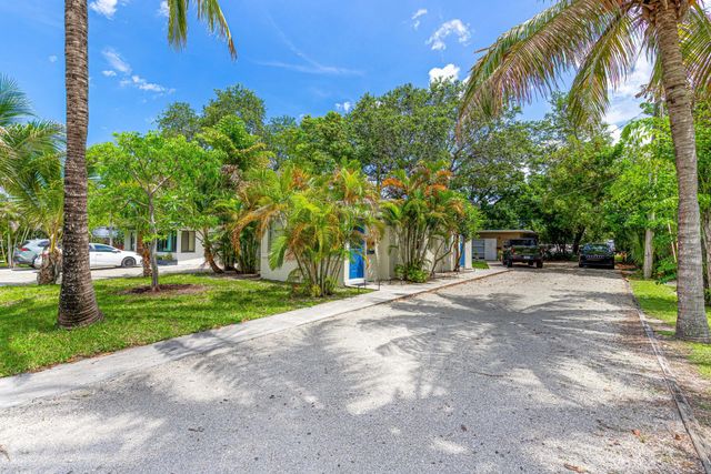 4 of 31 - 320 Sw 21st Street, Fort Lauderdale, FL