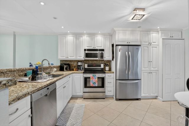 5 of 53 - 1627 Riverview Road #110, Deerfield Beach, FL