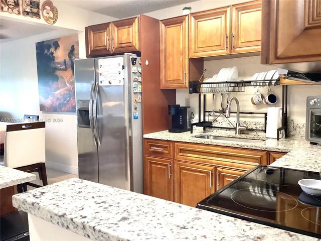 3 of 40 - 8900 Washington Boulevard #415, Pembroke Pines, FL