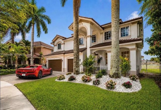 1088 Skylark Drive, Weston