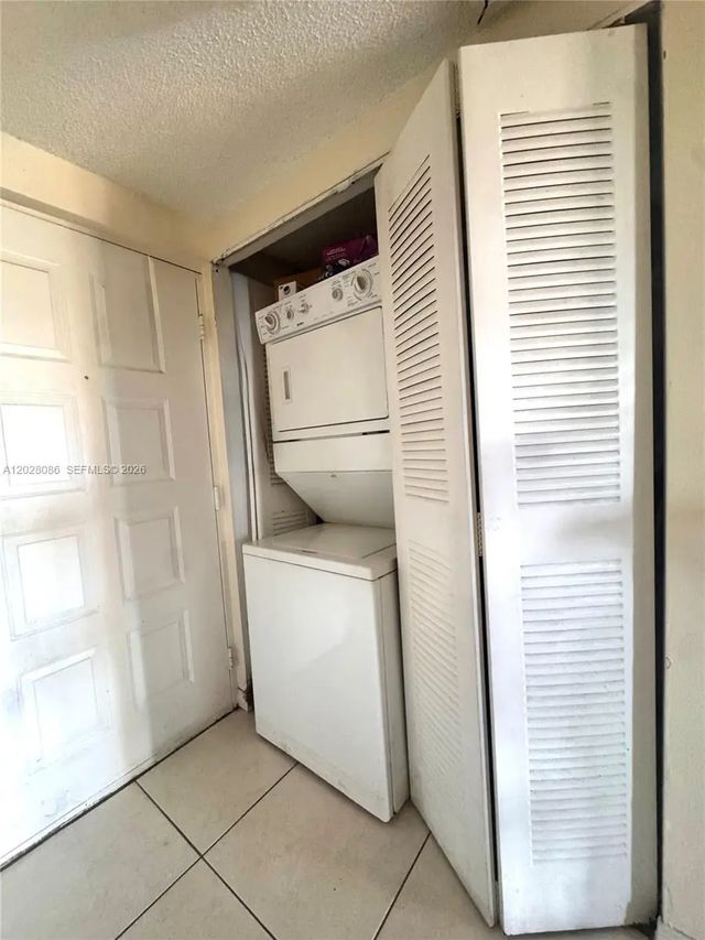 2 of 15 - 8290 Lake Drive #506, Doral, FL