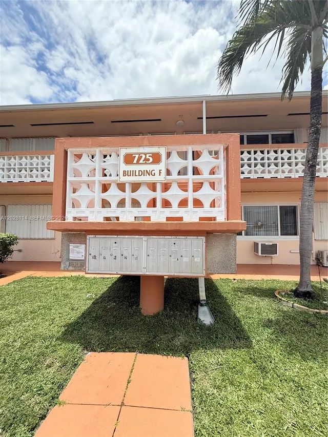 725 Sw 11 Avenue #f8, Hallandale Beach