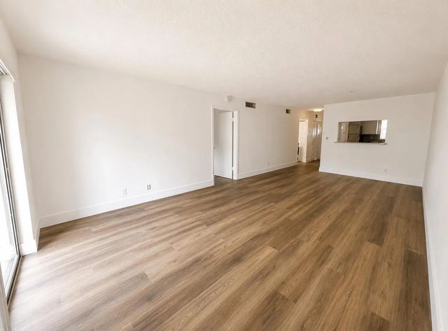 5 of 12 - 601 S State Road 7 #2h, Margate, FL