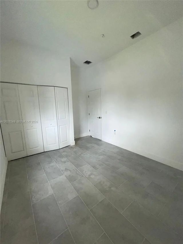 263 Nw 58th Street, Miami