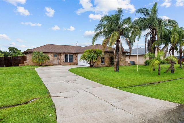 3 of 32 - 371 Sw Butler Avenue, Port St. Lucie, FL