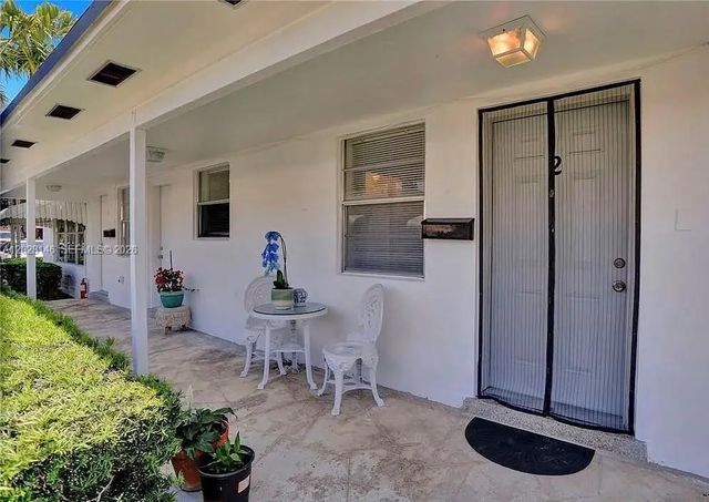 3 of 27 - 2627 Lincoln Street, Hollywood, FL