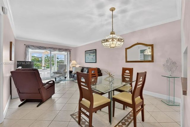 5 of 35 - 2800 Nw 47th Terrace #303b, Lauderdale Lakes, FL
