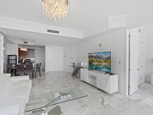 3 of 39 - 18101 Collins Avenue #1904, Sunny Isles Beach, FL