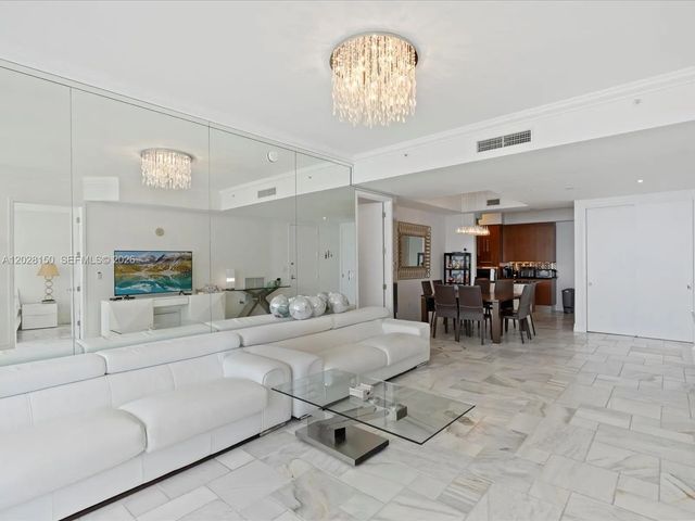 4 of 39 - 18101 Collins Avenue #1904, Sunny Isles Beach, FL
