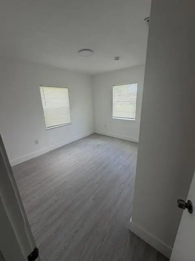 5 of 16 - 3330 Nw 7th Court, Lauderhill, FL