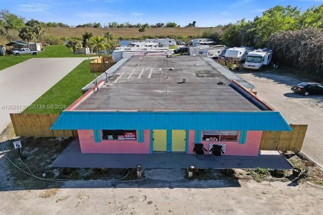4 of 102 - 1421 Ne Us Highway 441 #10, Okeechobee, FL