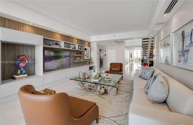 4 of 47 - 799 Crandon Boulevard #ph-8, Key Biscayne, FL