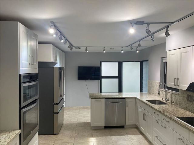 2 of 16 - 9760 Nw 18th Drive, Plantation, FL