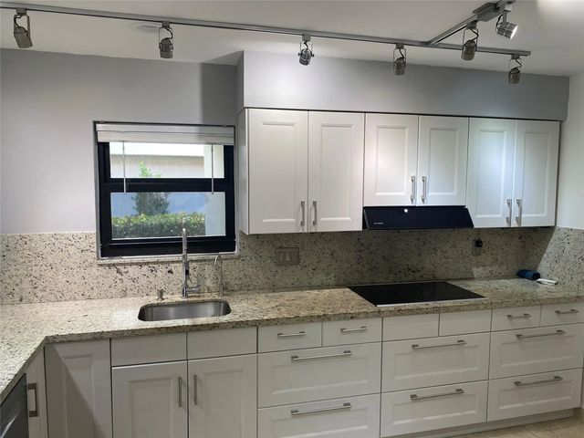 4 of 16 - 9760 Nw 18th Drive, Plantation, FL