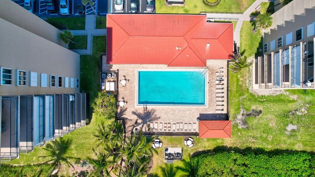 5 of 42 - 4250 N Highway A1a #102, Fort Pierce, FL