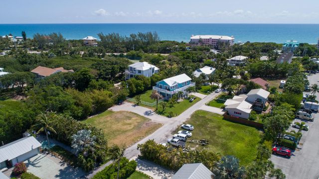 2 of 37 - 5157 Ne Shore Village Terrace, Hutchinson Island, FL