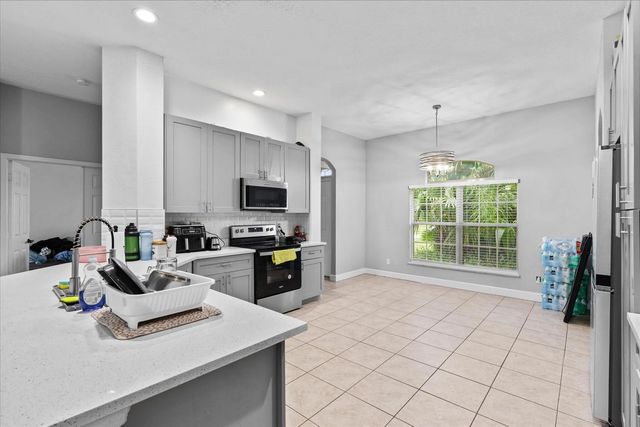 849 Sw Nichols Terrace, Port St. Lucie