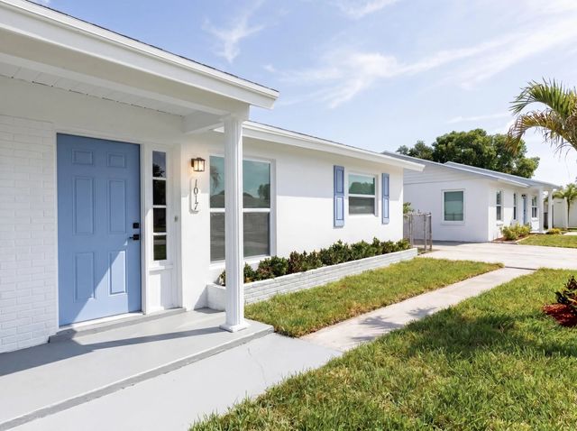 3 of 56 - 1017 Riverwood Lane, Jupiter, FL