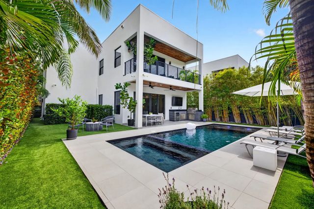 2 of 81 - 1644 Ne 4th Court, Fort Lauderdale, FL