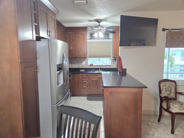 2 of 27 - 2100 Ne 38th Street Ne ##207, Lighthouse Point, FL