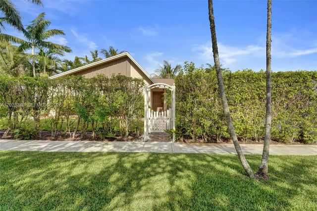 3 of 73 - 417 Se 4th Street, Dania Beach, FL