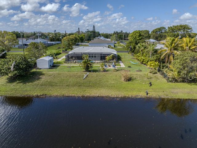 2 of 36 - 2513 Se Hallahan Street, Port St. Lucie, FL