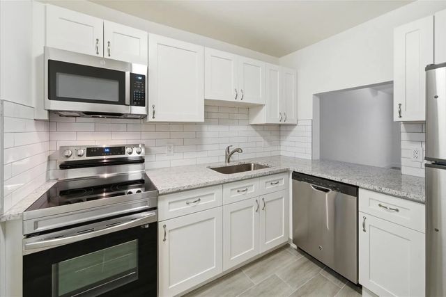 4 of 22 - 428 Grove Isle Circle #9, Vero Beach, FL