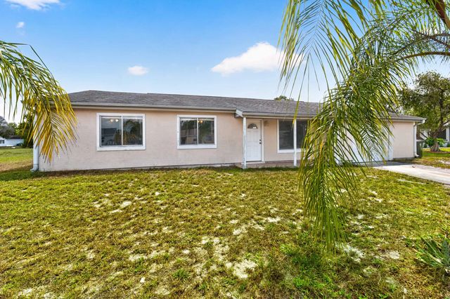 261 Sw Cherryhill Road, Port St. Lucie