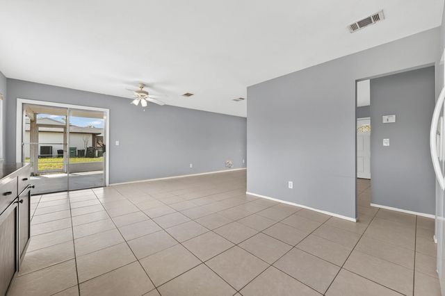 5 of 37 - 261 Sw Cherryhill Road, Port St. Lucie, FL