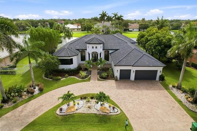 3250 W Stonebrook Circle, Davie