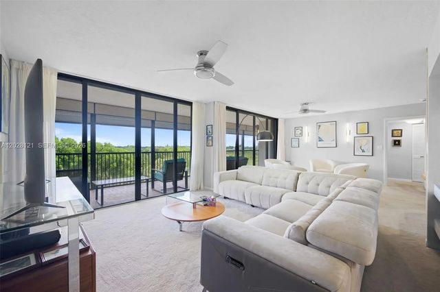 2 of 20 - 2804 N 46th Avenue #c630, Hollywood, FL