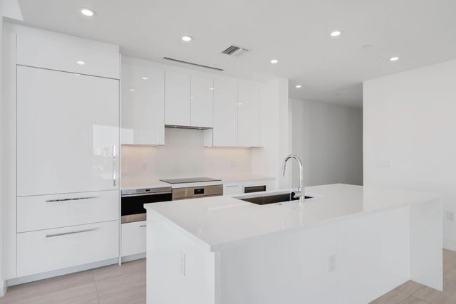 5 of 31 - 151 N Seabreeze Boulevard #903, Fort Lauderdale, FL