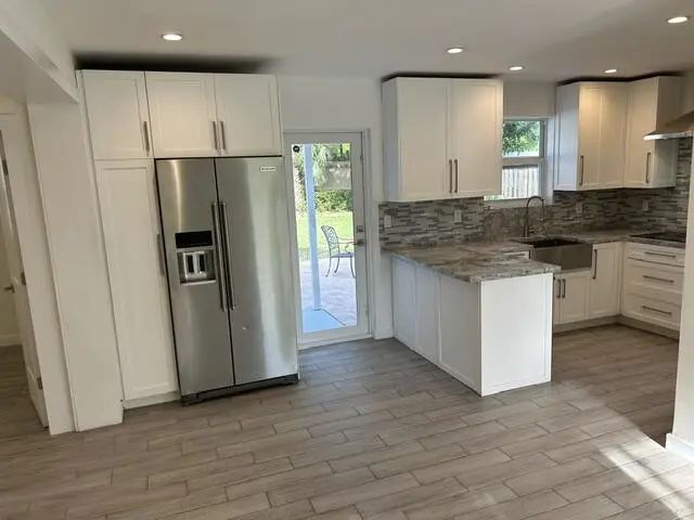 5 of 38 - 4936 Ne 19th Terrace, Pompano Beach, FL