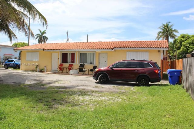 1022 Nw 22nd Place, Miami