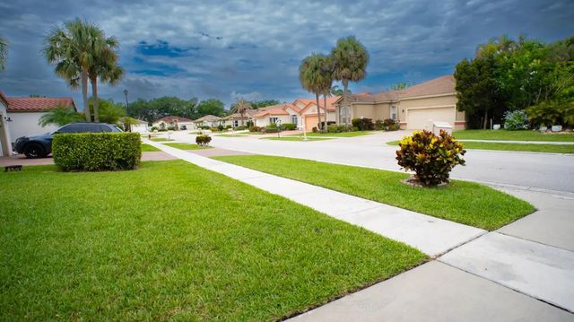 3 of 14 - 3872 Summer Chase Court, Lake Worth, FL