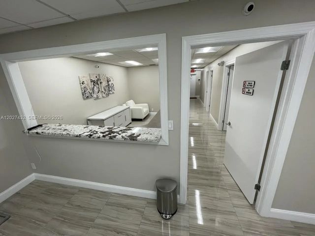 3 of 20 - 201 N University Drive #13, Plantation, FL