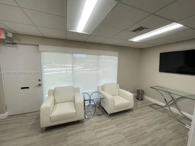 4 of 20 - 201 N University Drive #13, Plantation, FL