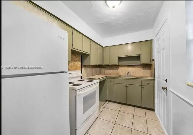 3 of 6 - 1500 Nw 69th Terrace, Miami, FL