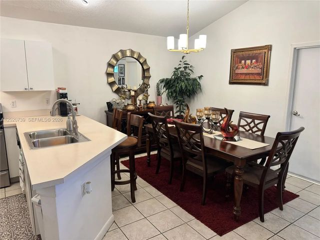 5 of 21 - 2330 Sw 80th Terrace, Miramar, FL