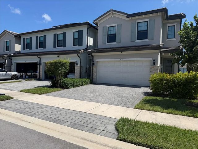 2162 Appleton Circle N, Oakland Park